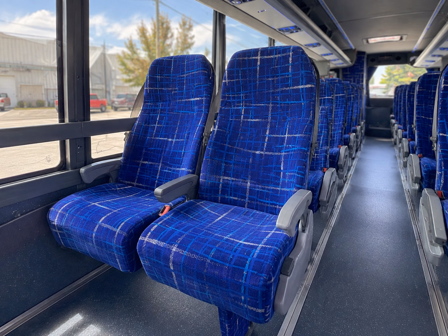sterling heights airport shuttles for military and government travel